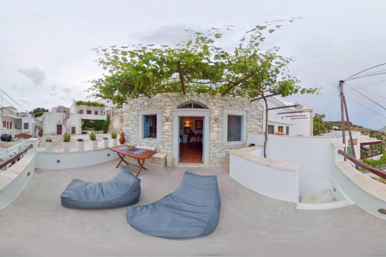 Traditional Inn Pirethron Apérathos Esterno foto