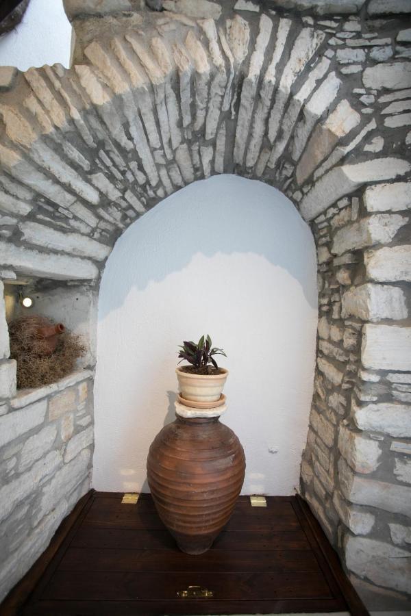 Traditional Inn Pirethron Apérathos Esterno foto